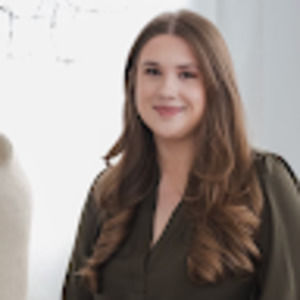 Meet your Posher, Brooke